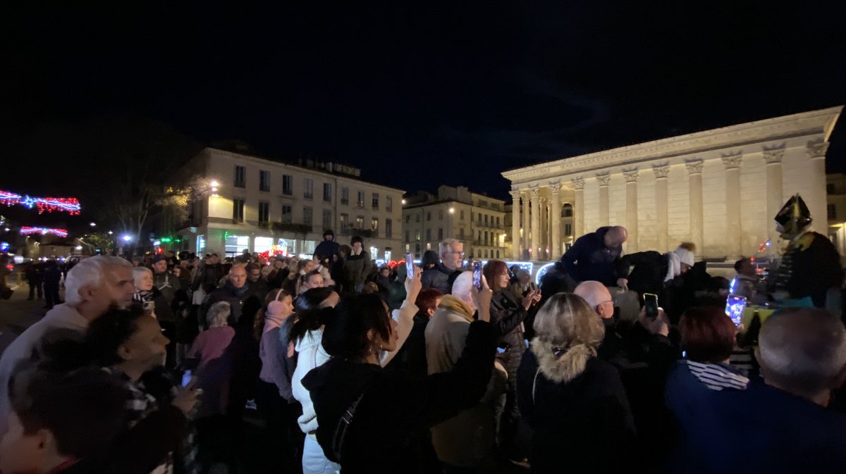 spectacle “Les poupées géantes”