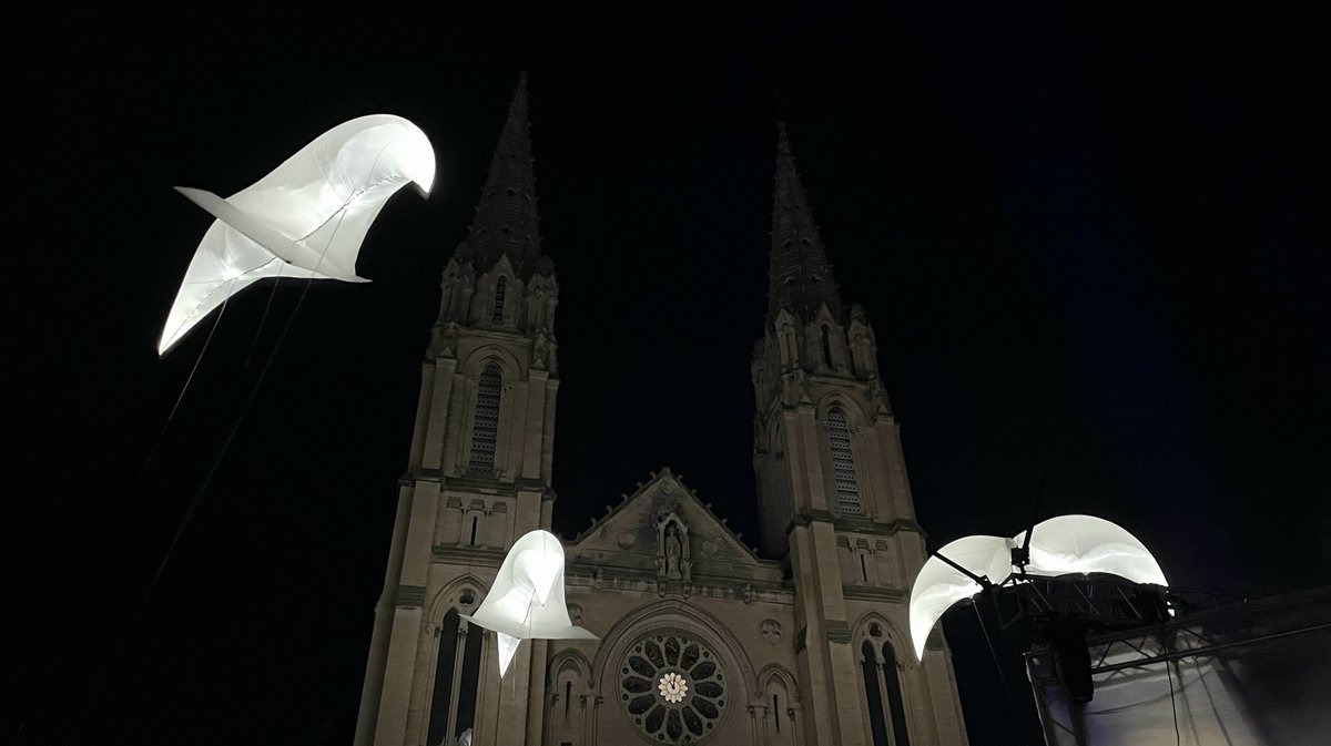 « CUbo, l’appel du large » par Eventi Verticali et Aérosculpture 2024 (Photo Anthony Maurin)