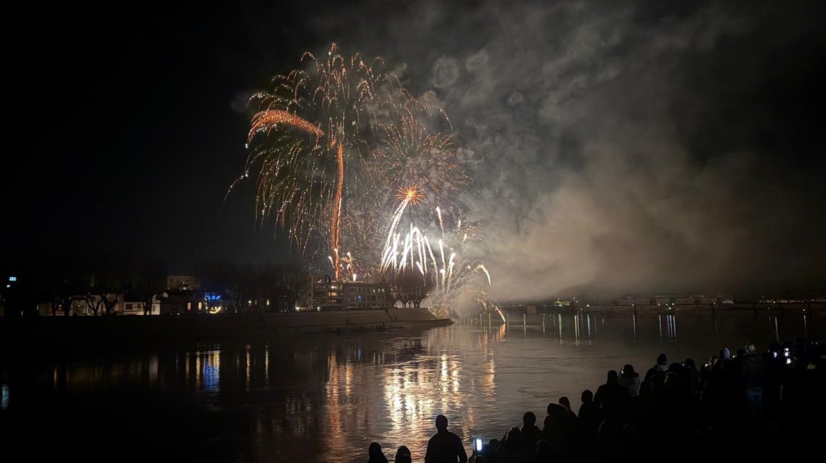 Feu d'artifice Arles