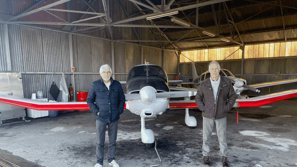 Pascal Doret et Philippe Brachot, vice-président et président de l'aéro-club de Deaux