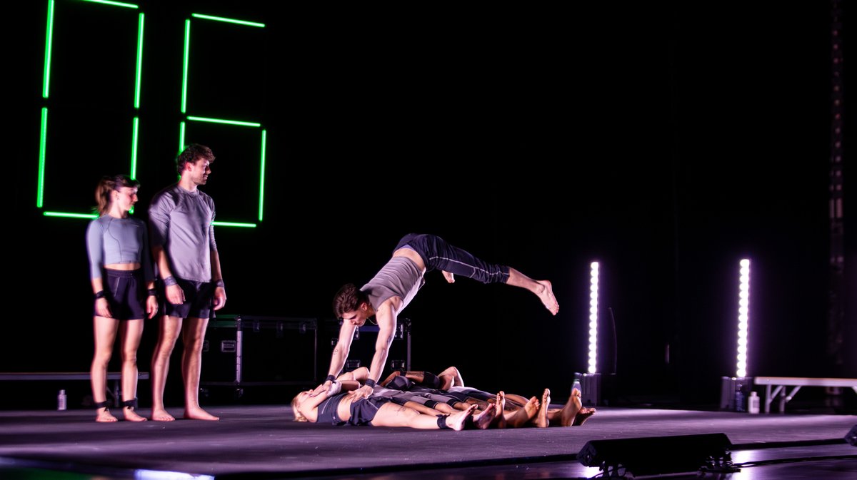 theatre de nimes
gom
ten thousand hours 
cirque (yp)