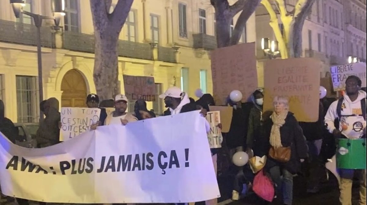 manifestation Nîmes