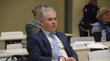 Pierre Martin lors du conseil municipal d'Alès le 17 février 2025