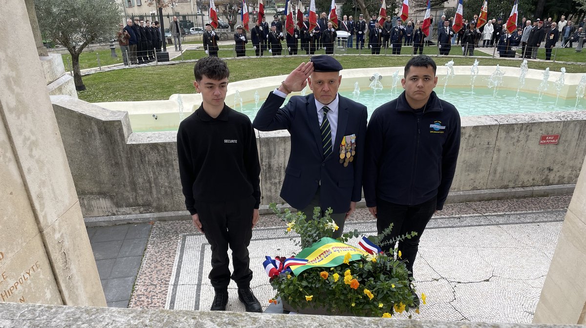 Les étudiants du Lycée Pasteur de la Grand' Combe lors du 63e anniversaire du cessez-le-feu de la guerre d'Algérie