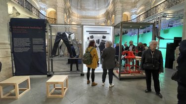 La chapelle des Jésuites accueille l'exposition "Jean, un vêtement sous toutes ses coutures" (Photo Anthony Maurin)