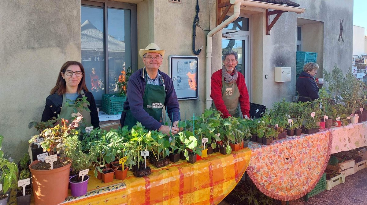 Marché aux plantes du Centre d'Éducation Conductive du Gard