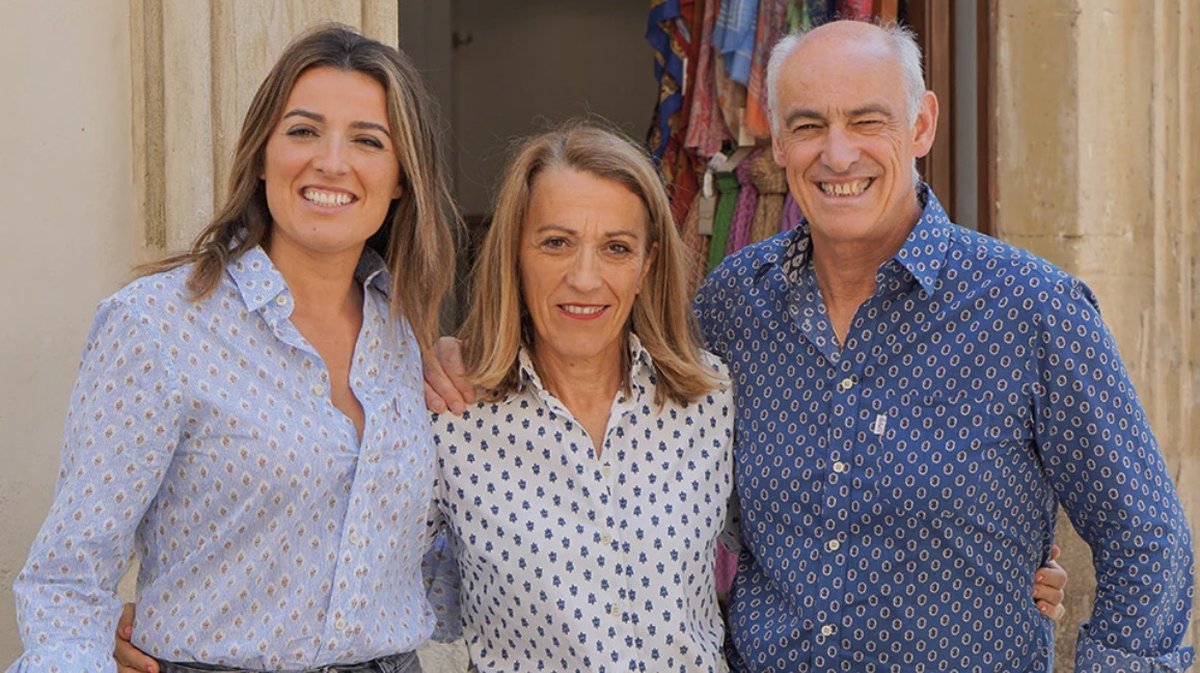 Les Indiennes de Nîmes avec à leur tête Amandine Lieurade (Photo collection Indiennes de Nîmes)
