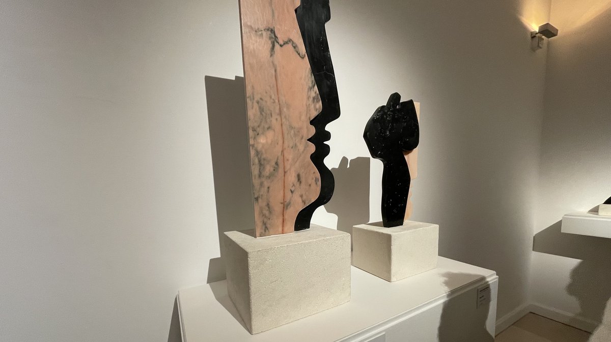 Des photos, des peintures et des sculptures