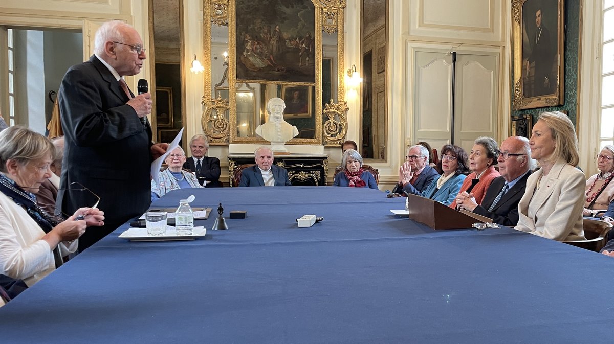 Académie de Nîmes Dominique Bona (Photo Anthony Maurin)