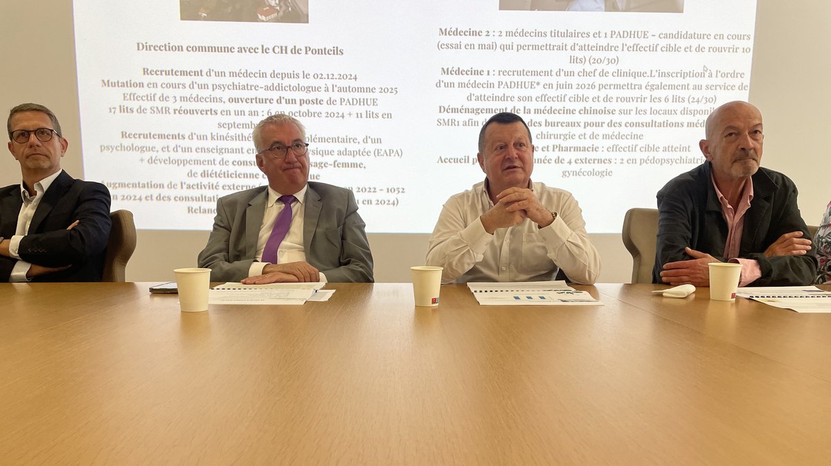 Christian Cataldo, directeur général de l'hôpital d'Alès et Christophe Rivenq, maire, ont dressé un bilan positif et prometteur.
