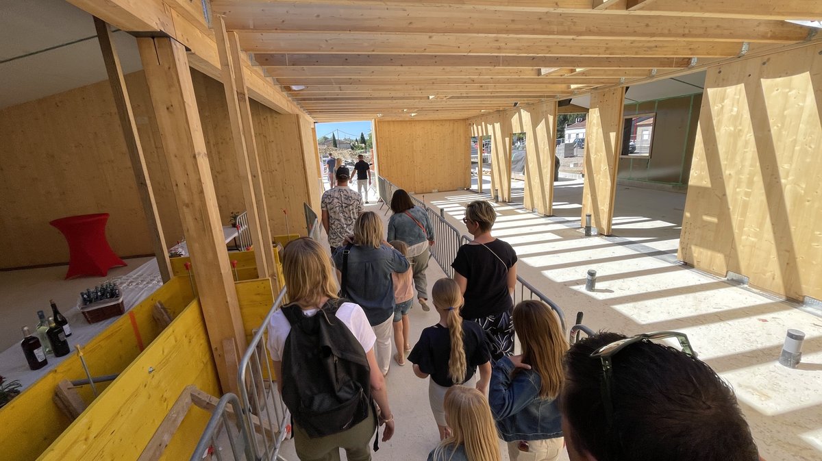 Pose de la première pierre du groupe scolaire de Montfrin (Photo Anthony Maurin) 2025