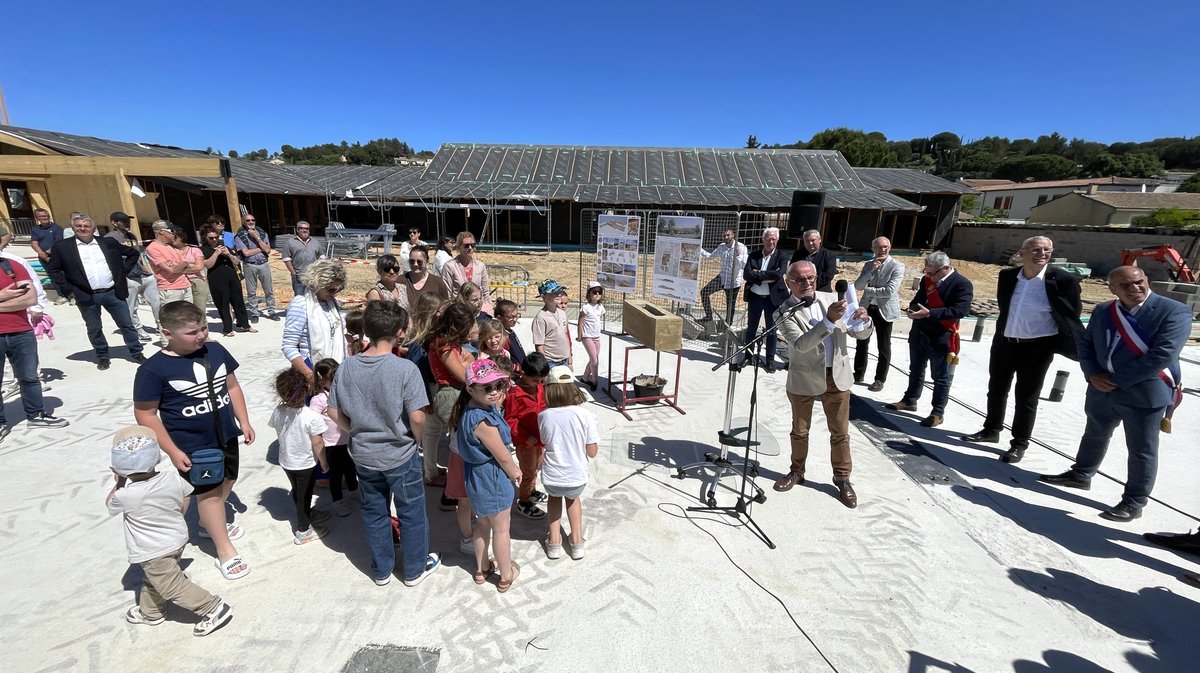 Pose de la première pierre du groupe scolaire de Montfrin (Photo Anthony Maurin) 2025