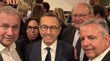 Au centre, Bruno Retailleau et à droite, Laurent Burgoa