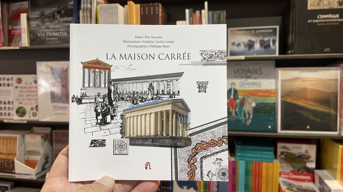 Éric Teyssier sort un nouvel ouvrage en compagnie de Frédéric Cartier-Lange et de Philippe Ibars sur la Maison carrée de Nîmes (Photo Anthony Maurin)IMG_1219.jpg