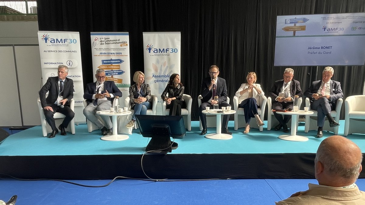 Philippe Ribot, Christophe Serre, Brigitte Vandemeulebroucke, Carole Drucker-Godard, Jérôme Bonet, Murielle Fabre, Laurent Burgoa, Denis Bouad (de gauche à droite)