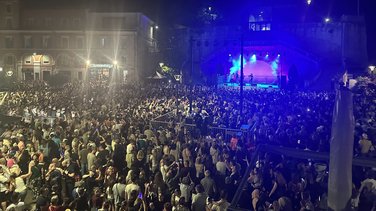 ALÈS EN FERIA