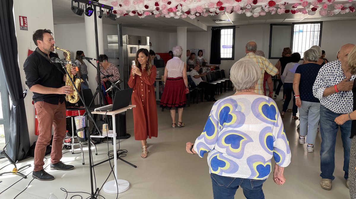 guinguette de la feria nîmes seniors pentecôte 2025