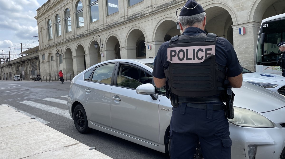 contrôle vtc feria police nationale nîmes