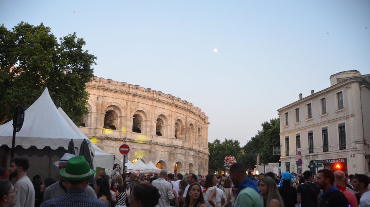 Images insolites Feria Pentecôte Nîmes 2025