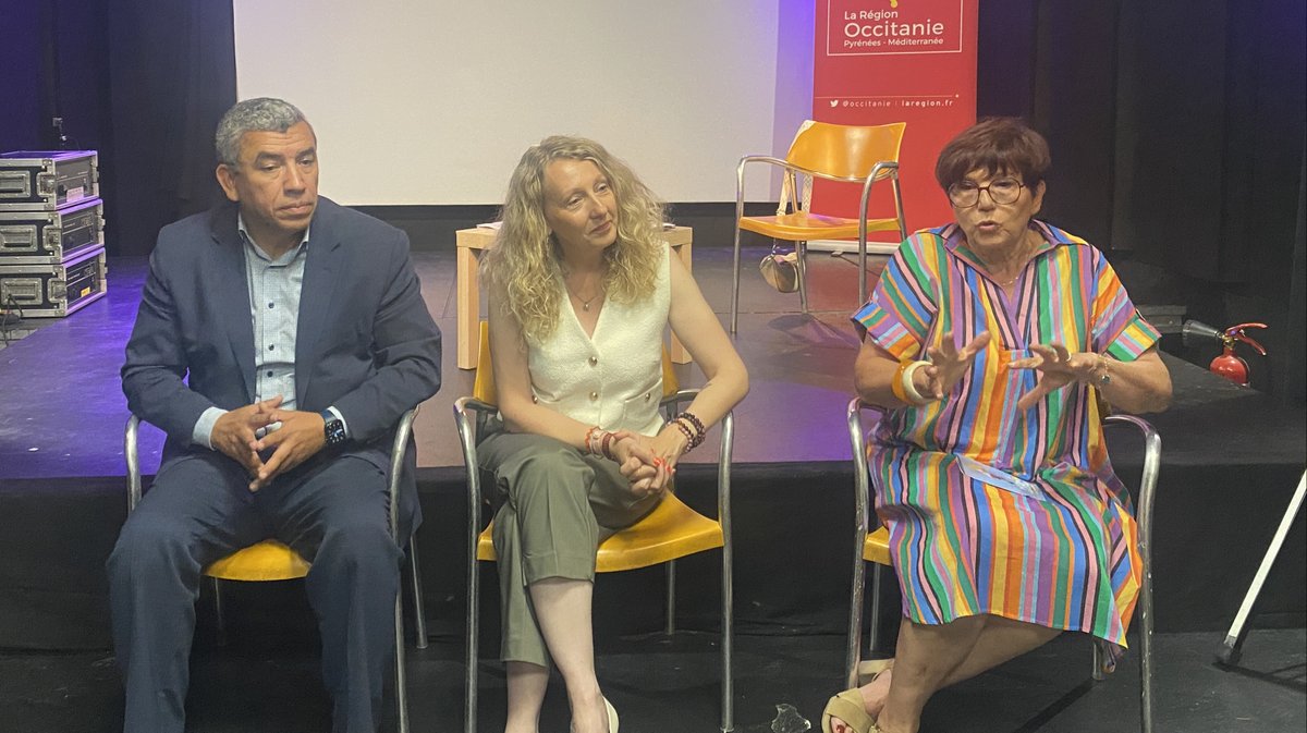 Rencontre entre les élus de la Région et les acteurs culturels locaux.