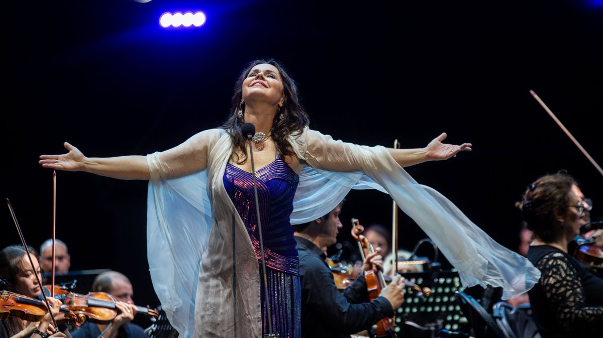 Roberto Alagna et Aleksandra Kurzak :festival de nimes arenes (y