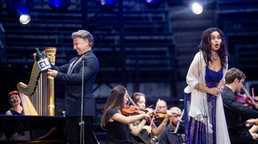 Roberto Alagna et Aleksandra Kurzak :festival de nimes arenes (y