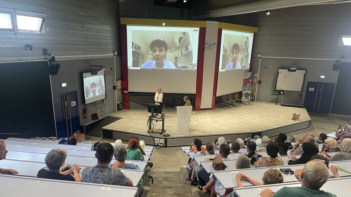 Remise de diplômes aux étudiants de l'Ecole Sans Frontière d'Alès en Cévennes