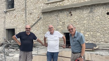 Le maire Michel Debouverie entouré de ses deux adjoints Olivier Brissec et Christian Yard
