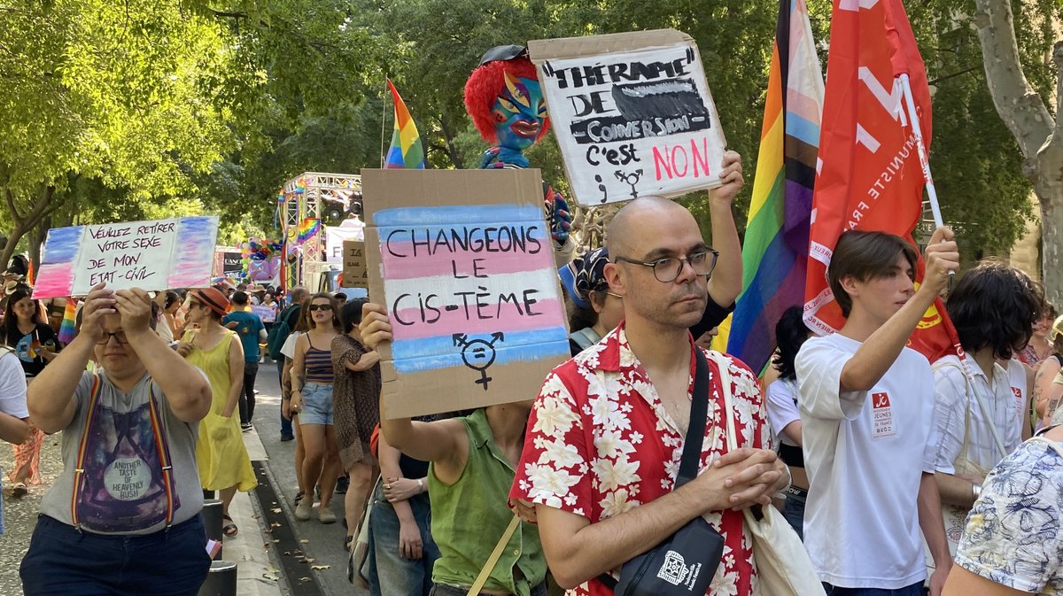 Marche des fiertés à Nîmes 2025