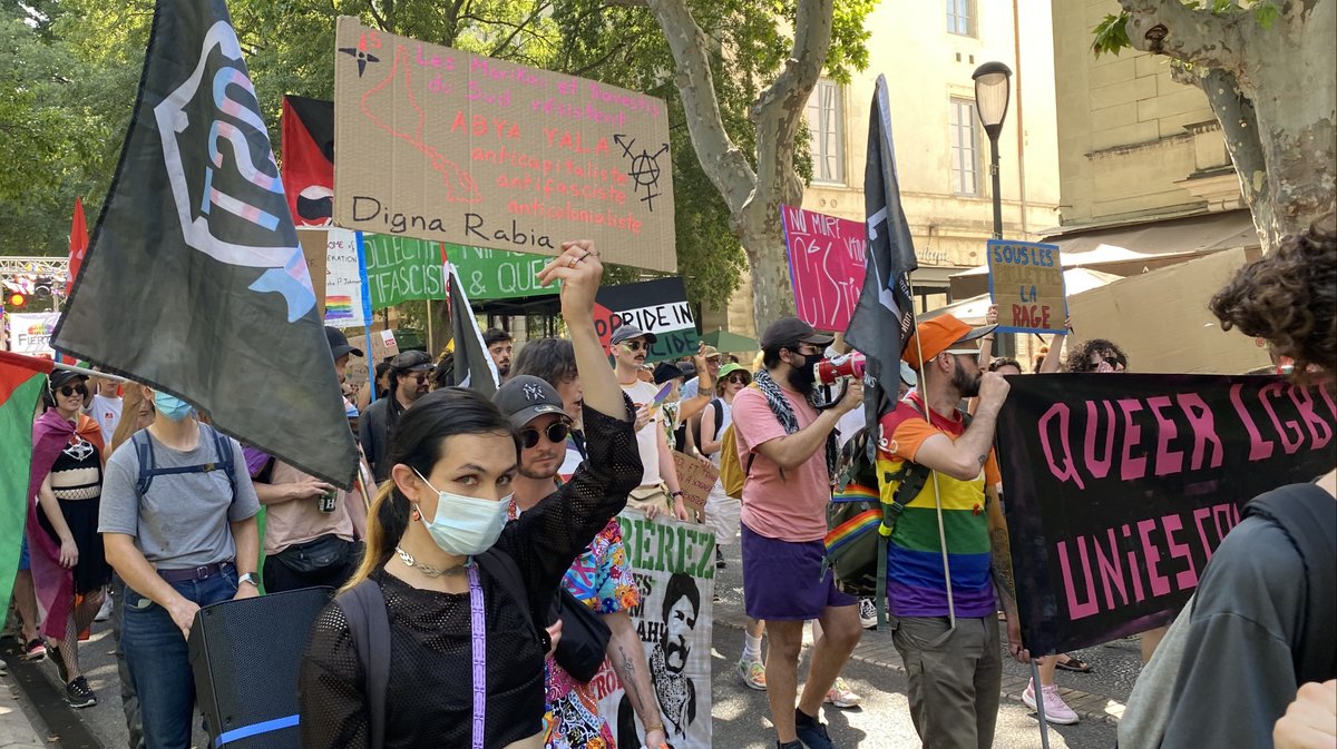 Marche des fiertés à Nîmes 2025
