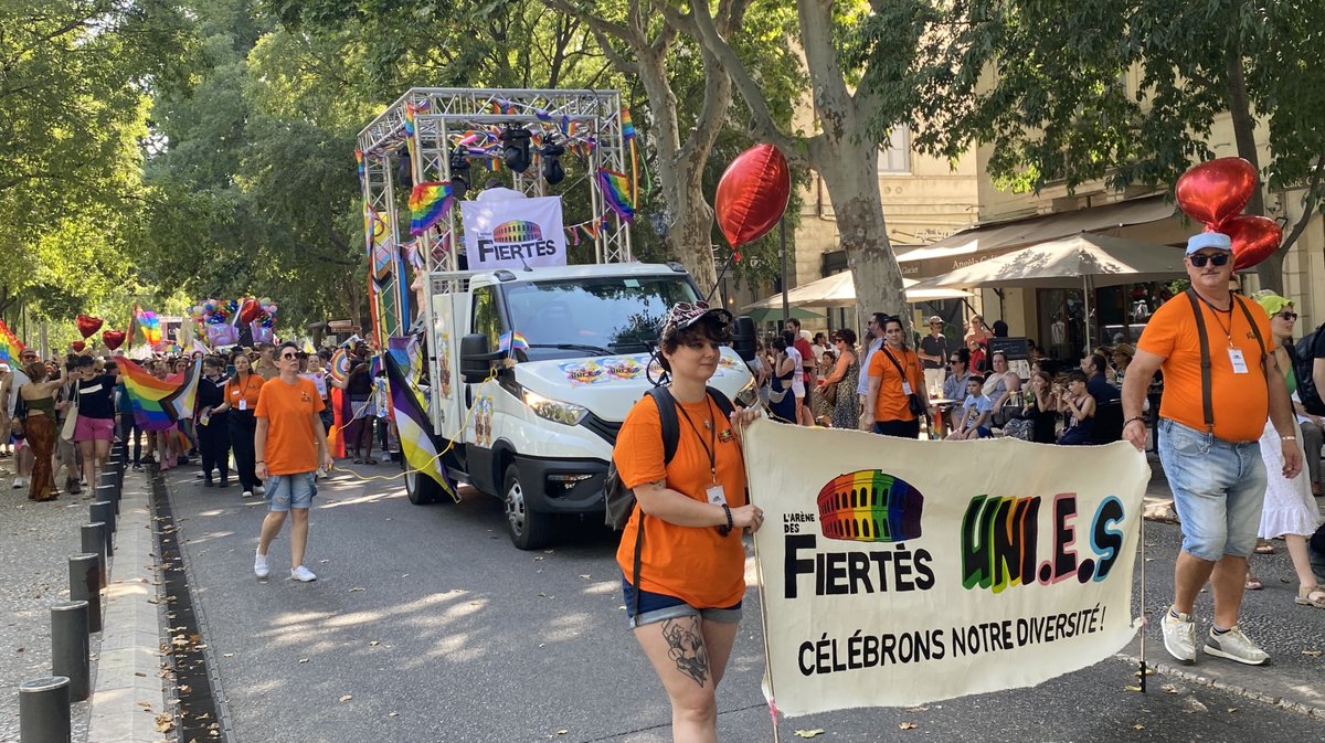 Marche des fiertés à Nîmes 2025