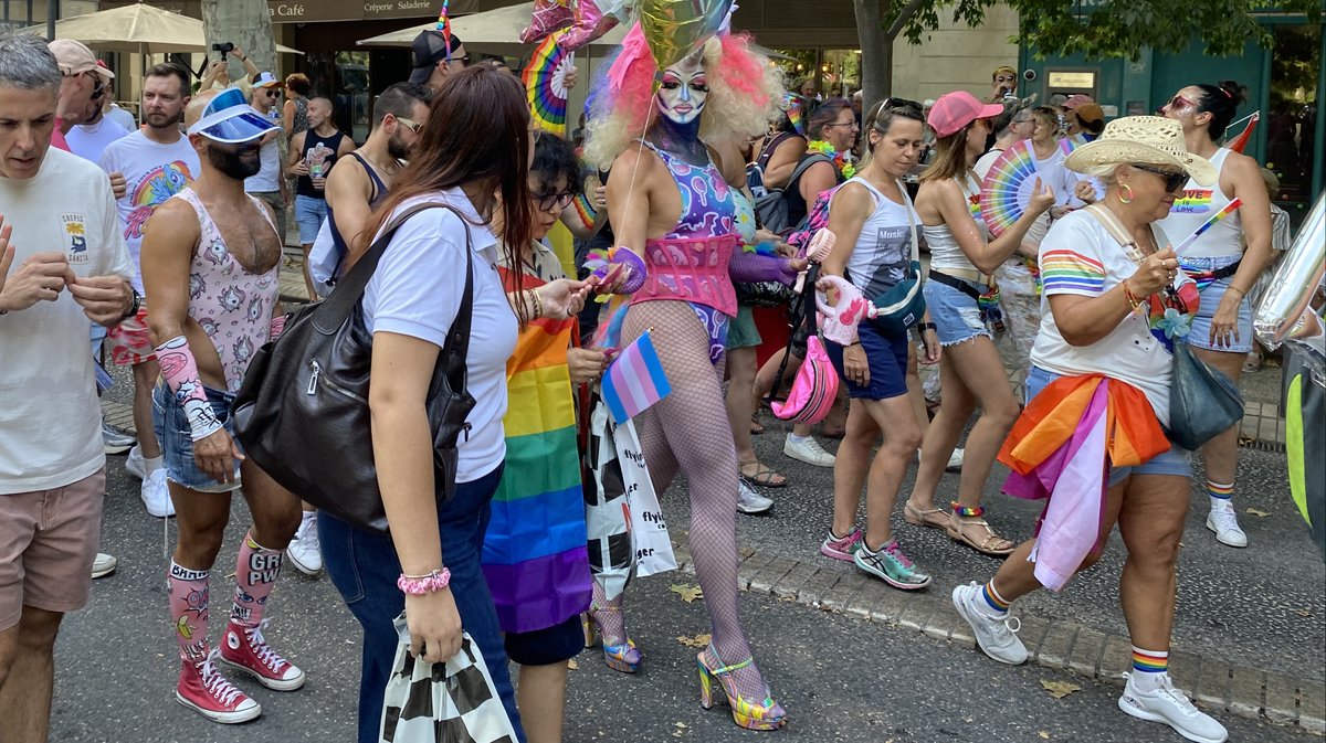 Marche des fiertés à Nîmes 2025