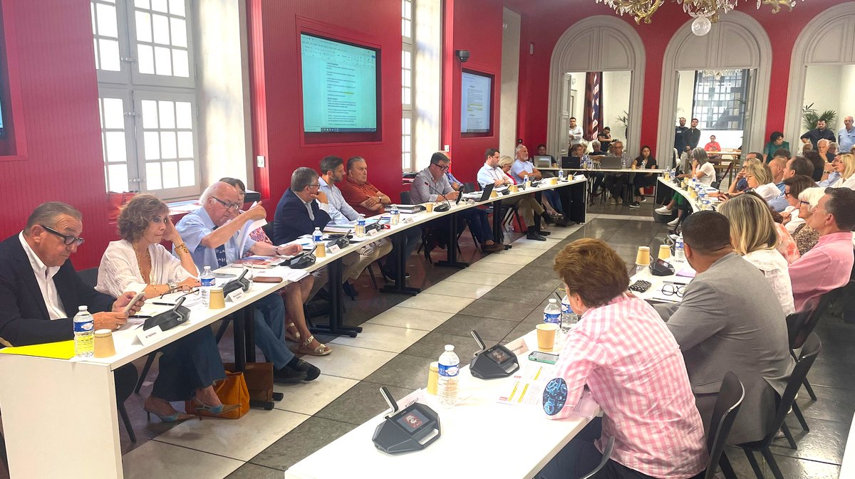 Ce samedi matin en conseil municipal
