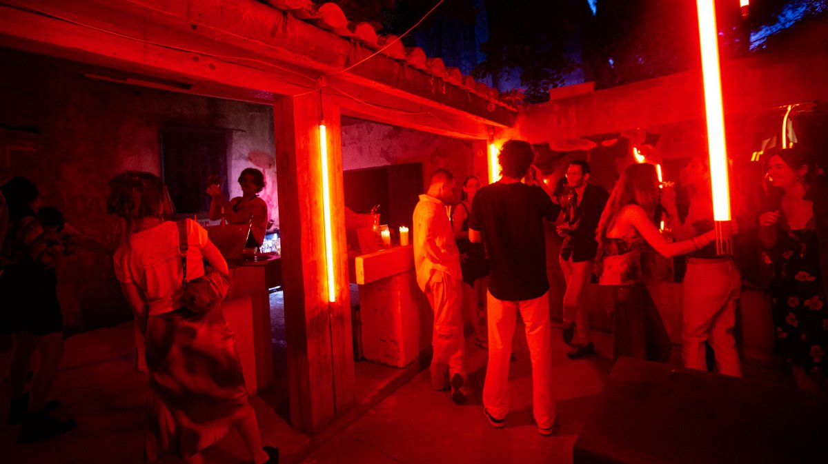arles la nuit de l'annÃ©e 2025 (yp)