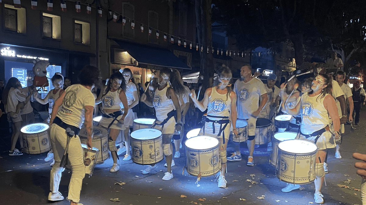Défilé corsos fleuris d'Alès du 14 juillet 2025