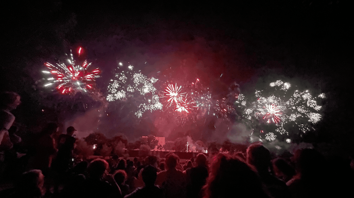 Feu d'artifice du &' juillet 2025 à Alès