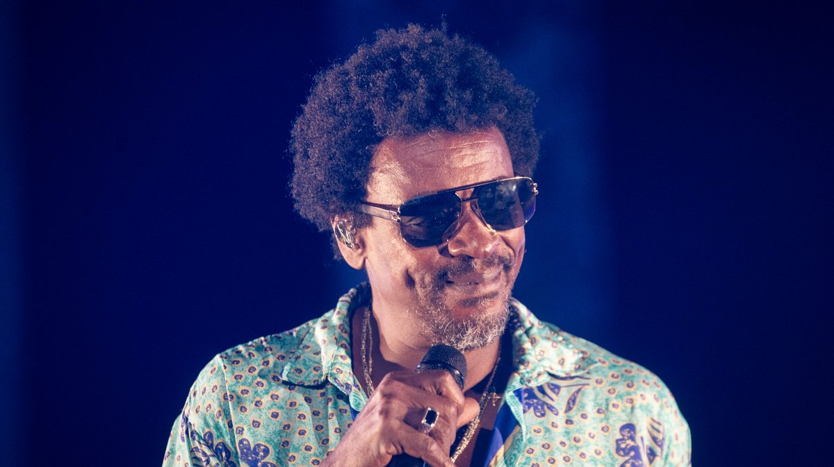 concert arles les suds seu jorge 2025 theatre antique  (yp)
