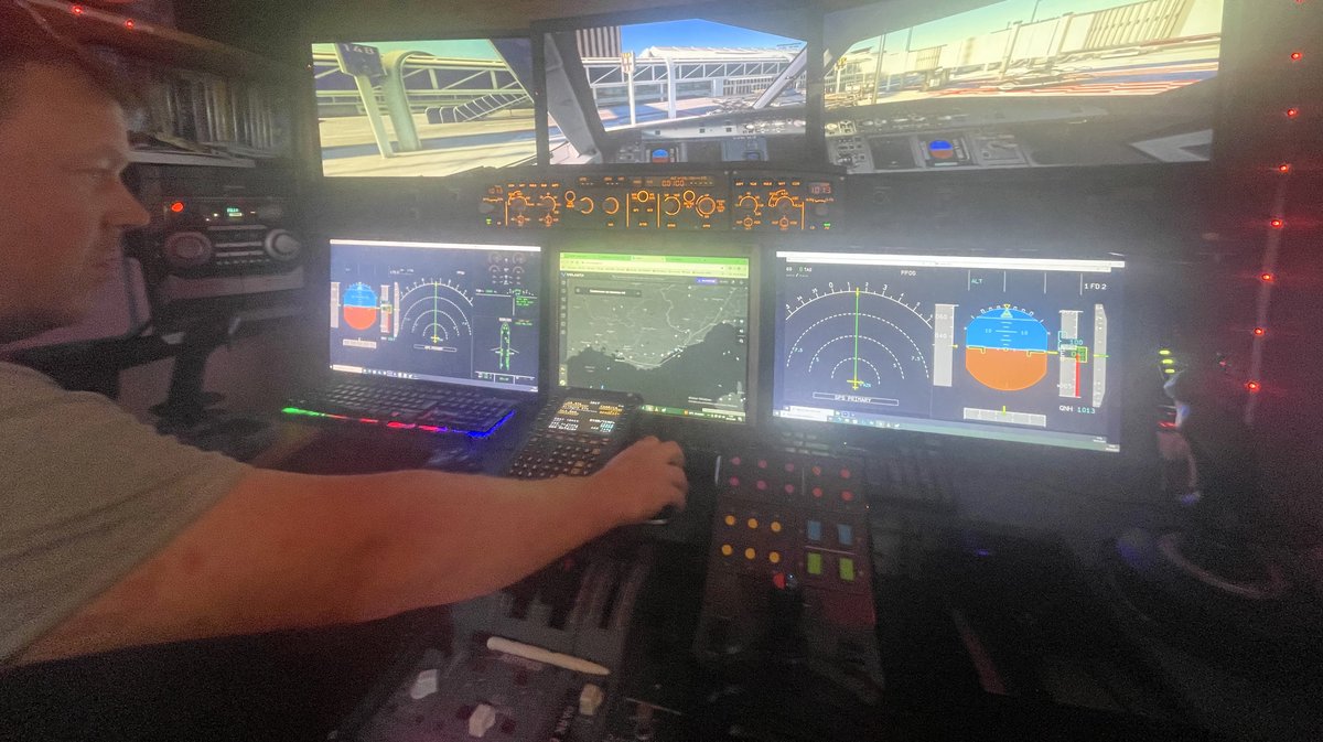 Aéro Gar Sim, association de simulateur d'avion aux Mages