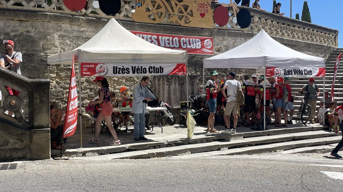 Le Tour de France 2025 de passage à Uzès