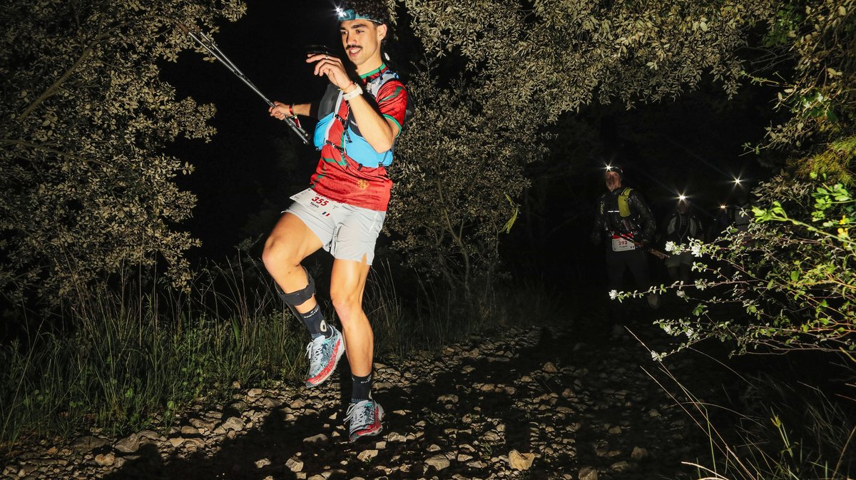 Yanis Debaud au pied paralysé lors d'une course d'ultra Trail