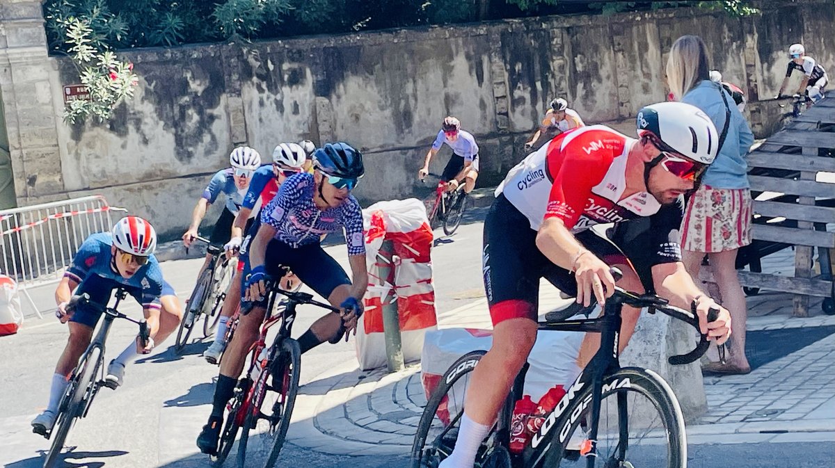 Grand prix cycliste de la ville d'Uzès