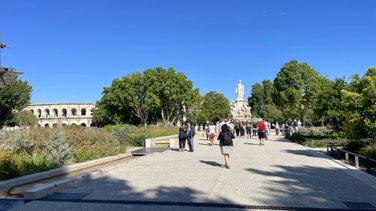 Petit train touristes tourisme Nîmes 2025 (Photo Anthony Maurin)