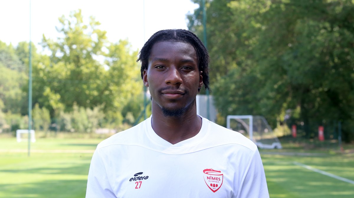 N°27 Ismaël Dramé Nîmes olympique 2025-2026 (Photo Anthony Maurin)