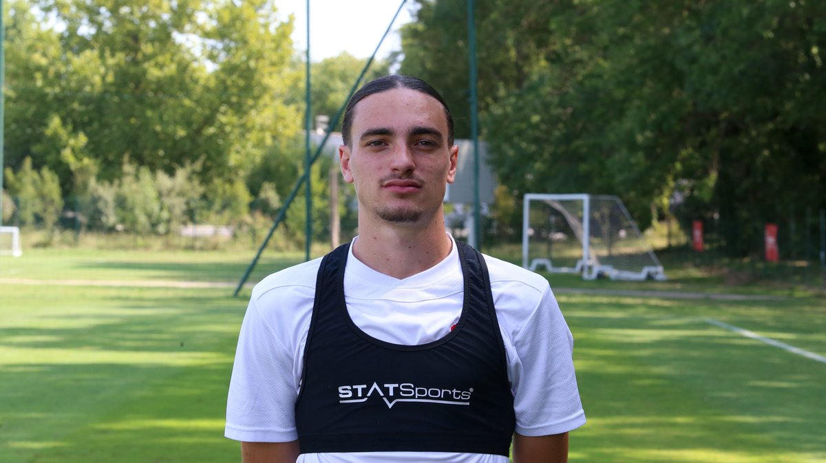 N°25 Estéban Alberto Nîmes olympique 2025-2026 (Photo Anthony Maurin)
