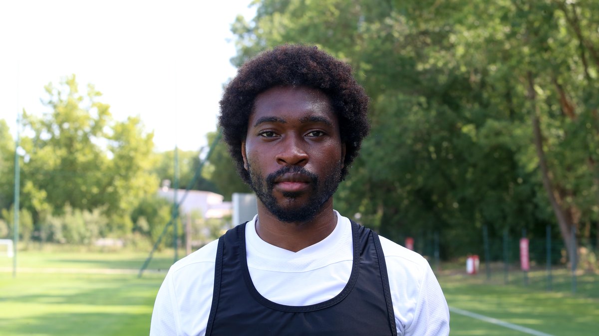 N°14 Jared Khasa Nîmes olympique 2025-2026 (Photo Anthony Maurin)