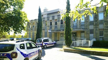 commissariat d'Arles