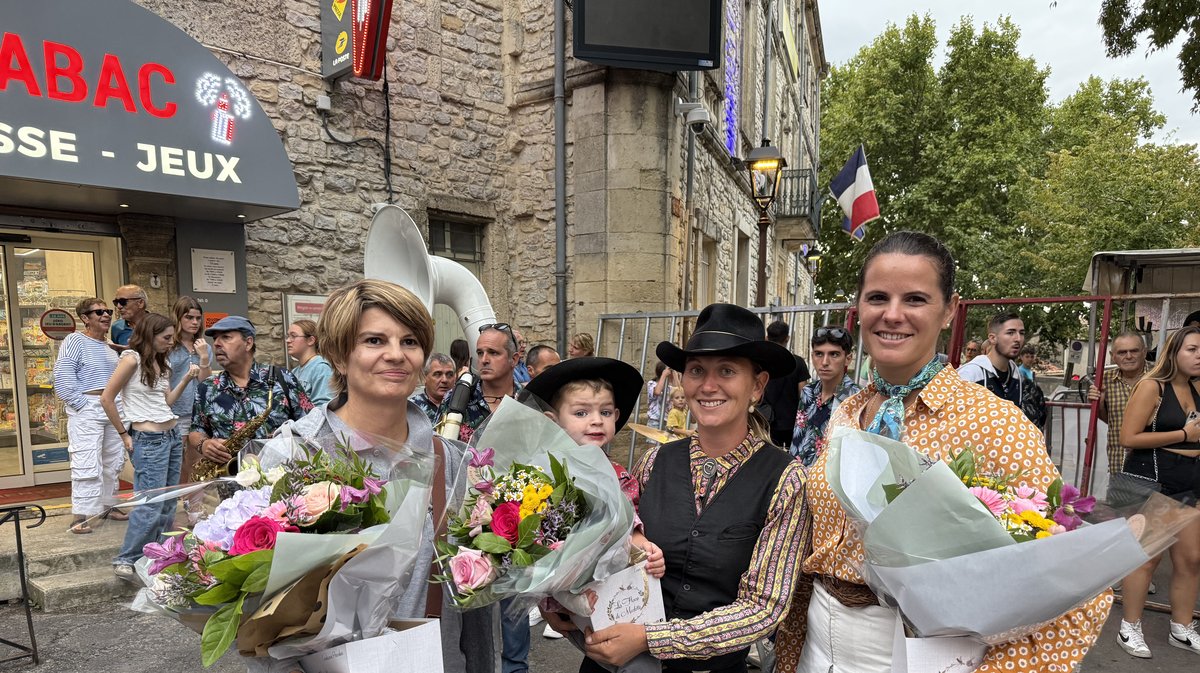 CLARENSAC Les manades Arlatenco et Chaballier qualifiées pour la finale du concours d'abrivado