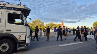 arles 113 blocage