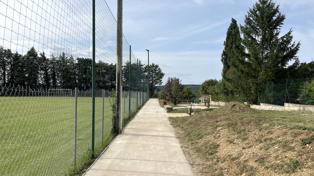 Aménagement route de Calvisson, monument aux morts, Parvis du stade, parcours de santé, vestiaire et RC40 Saint-Dionisy (Photo Anthony Maurin)