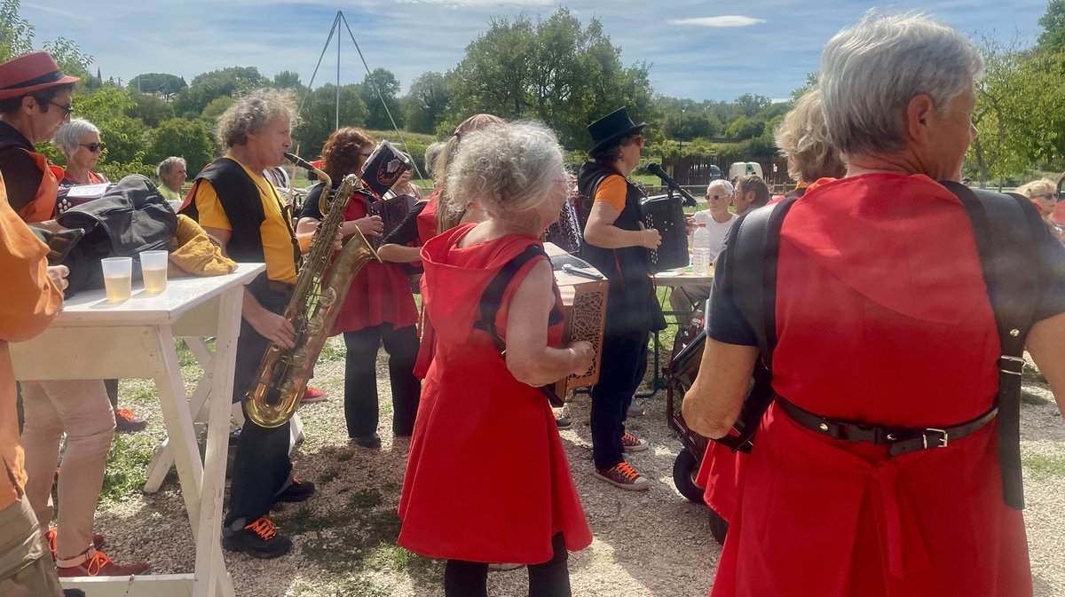 Le Temps des Cerises à Fons-sur-Lussan